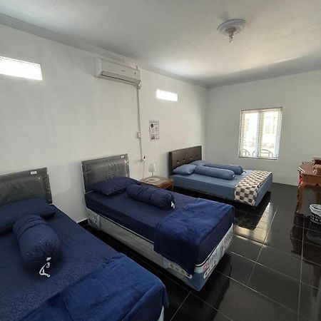 Adrian Family Homestay Ngabean Exterior foto